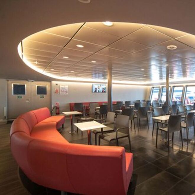 Αντιγόνη Saronic Ferries